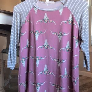 3/4 sleeve blouse! Great condition!